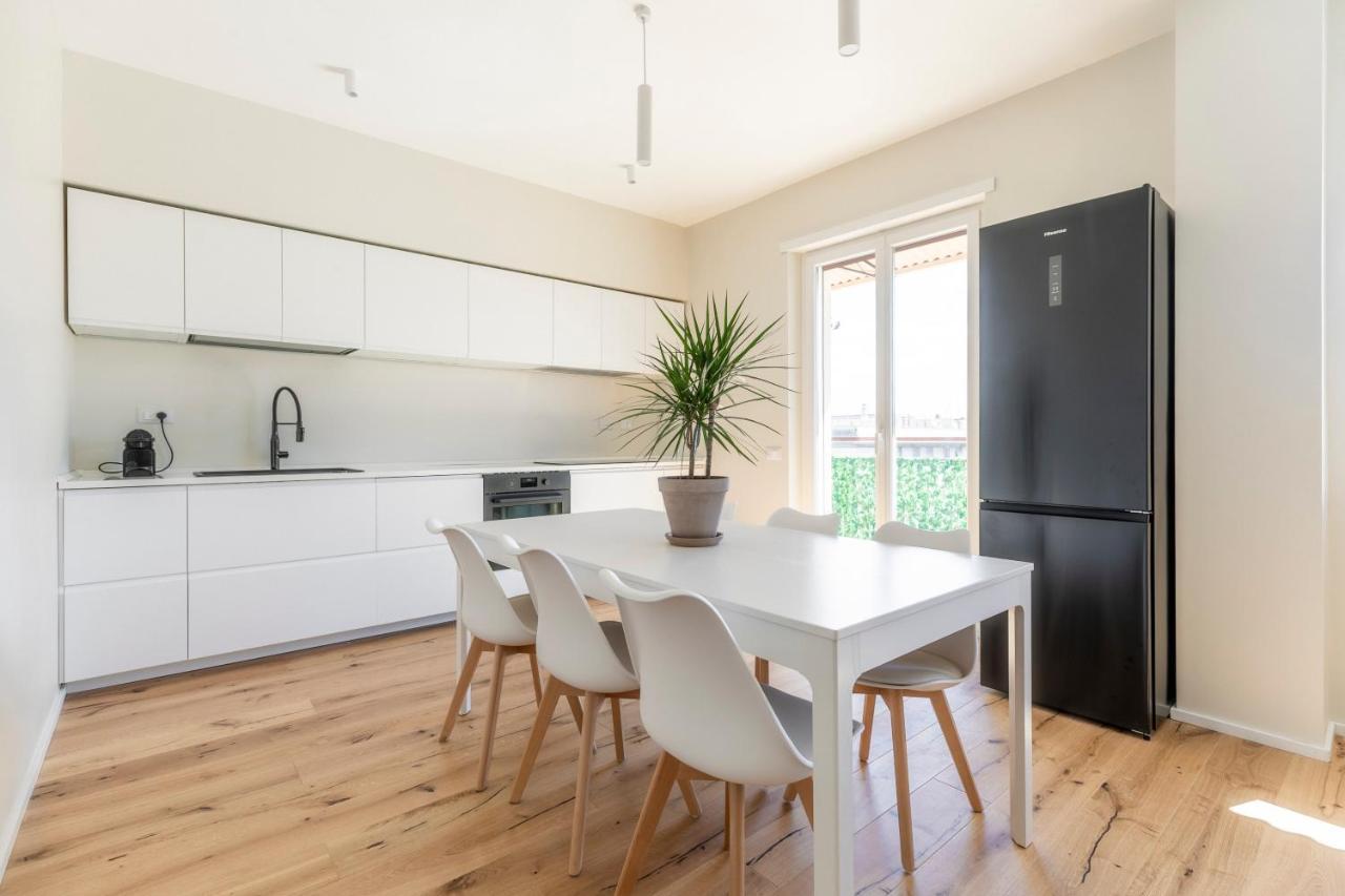 La Dolce Vita - Sunny Penthouse Trastevere Station 100Sqm Рим Экстерьер фото