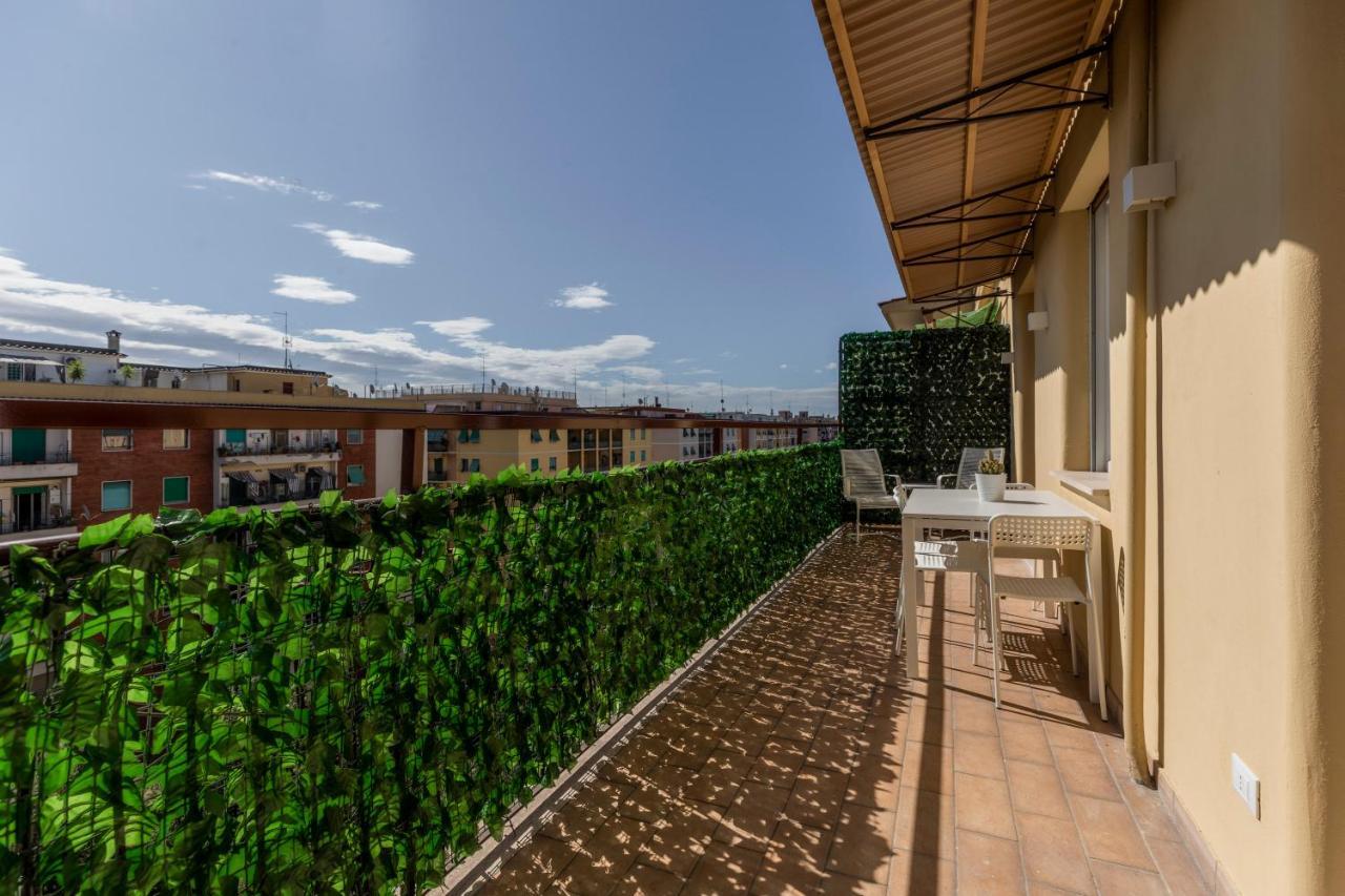La Dolce Vita - Sunny Penthouse Trastevere Station 100Sqm Рим Экстерьер фото