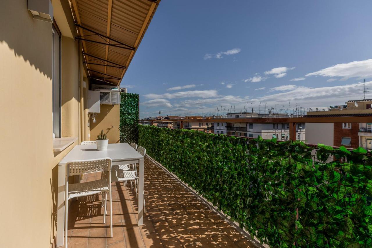 La Dolce Vita - Sunny Penthouse Trastevere Station 100Sqm Рим Экстерьер фото
